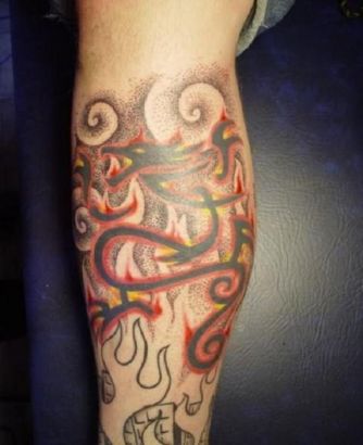 Chinese Dragon Pic Tattoo For Leg